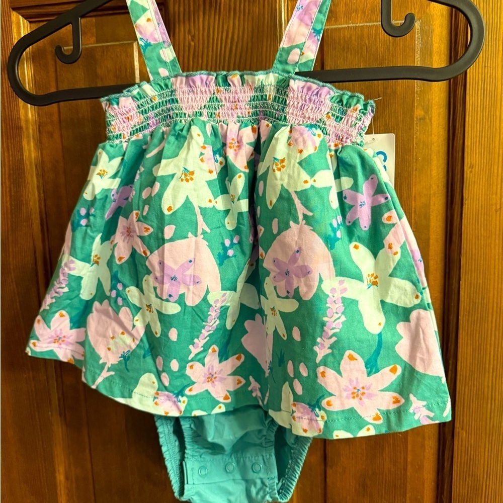 Baby Girls Carter’s one piece sun suit dress 18 mos NWT